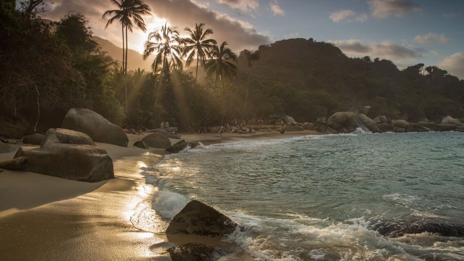 https://overlandtraveltips.com/wp-content/uploads/2026/08/66b1e3808c9b0dd8c41cd0fc_659255c27aaa6e39df1182f2_WhatsApp252BImage252B2019-11-22252Bat252B11.45.26252BAM252B29252Bcopy.jpeg