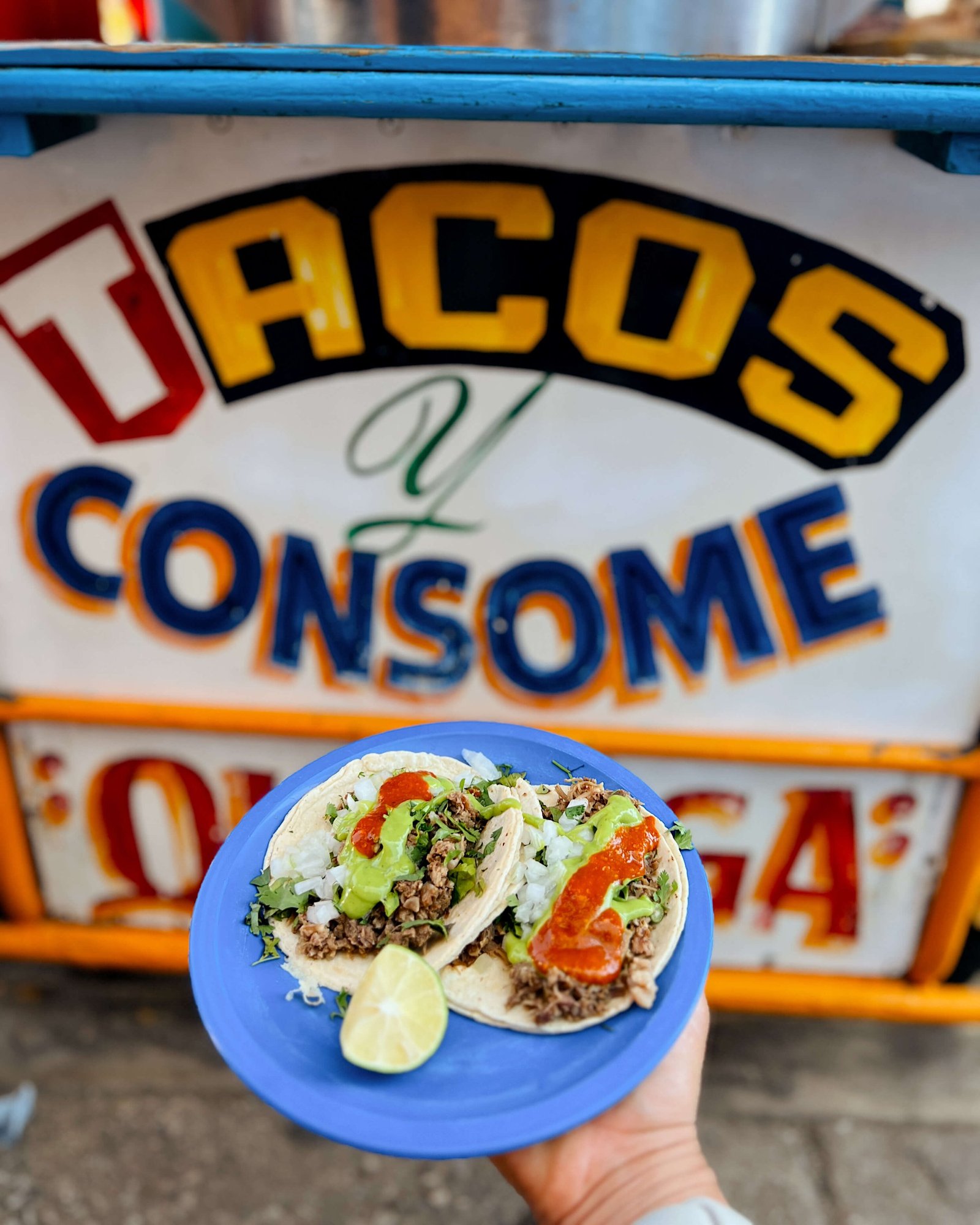 https://overlandtraveltips.com/wp-content/uploads/2026/08/Club2BTengo2BHambre-InsiderE28099s2BGuide2Bto2BOaxacaE28099s2BMarket-street2Bfood2Btour2B07.JPG