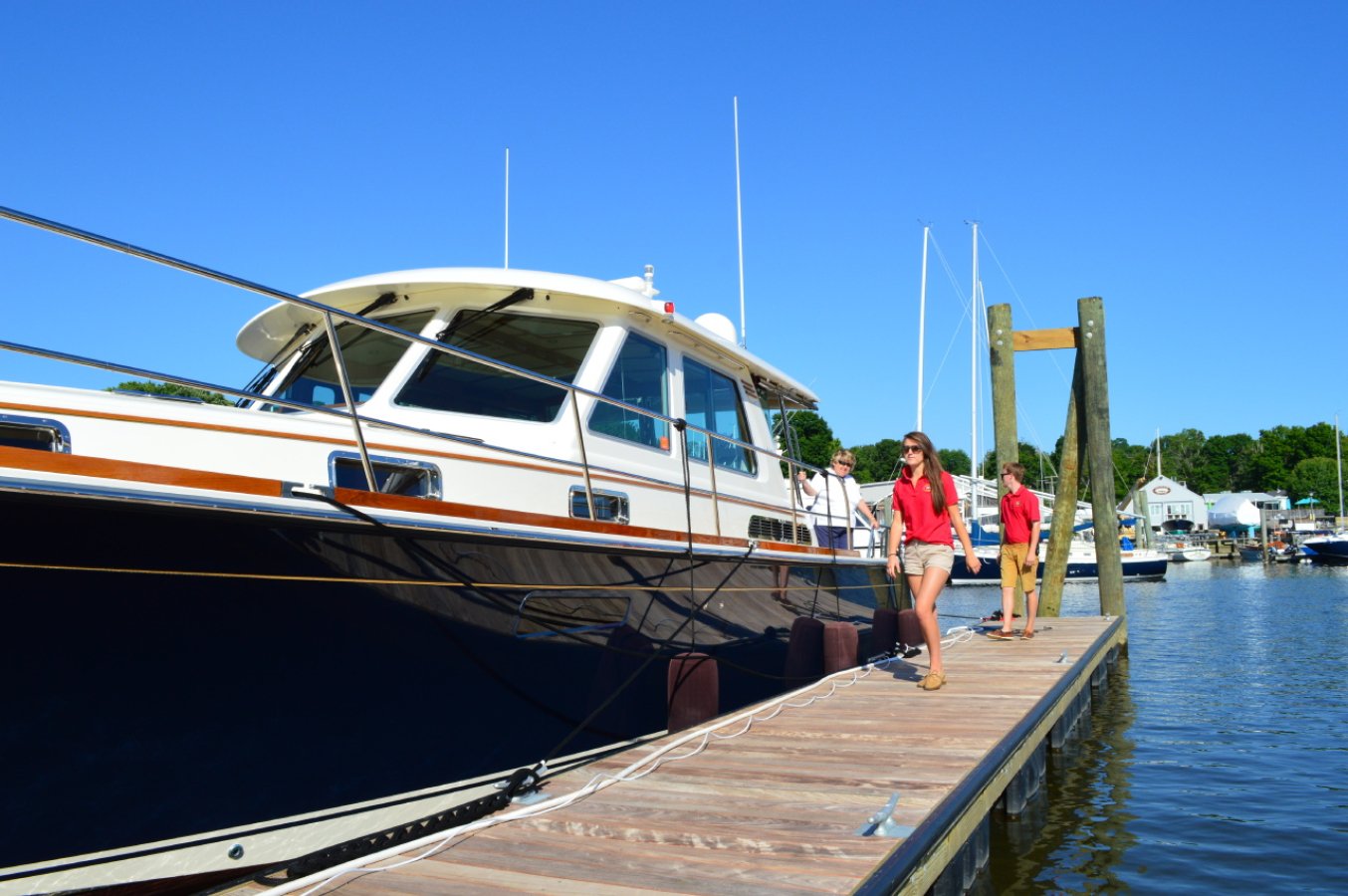 https://overlandtraveltips.com/wp-content/uploads/2026/08/Dockhands20and20Boat.jpeg