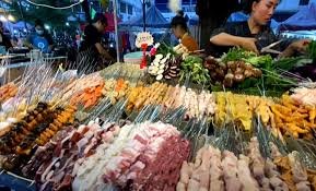 https://travelauthenticasia.com/photos/travel-guides/laos/things-to-eat-luang-prabang.jpg