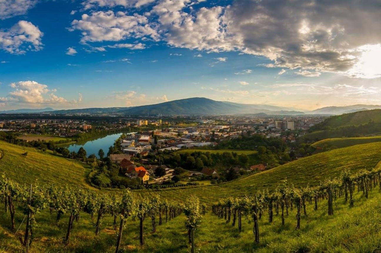 https://images.openai.com/static-rsc-4/b3grZY3QkbQRCvHsqN9FQz37IX76A16UVwaJrb703aMTDbn8fe3yKX67LExWBT3oQ-Zjw5I-CKX84h-Y__BLVrNJqOw5mdNOrohc3e-Gd3ainNXWoBAvIKU1JE_qiuj_Em3QM_eK5vxdvfcRQ1x1zQ_mGHPaspNxf0SMudS4c1lsElR7ACh9z1Ufgm77PR2w?purpose=fullsize