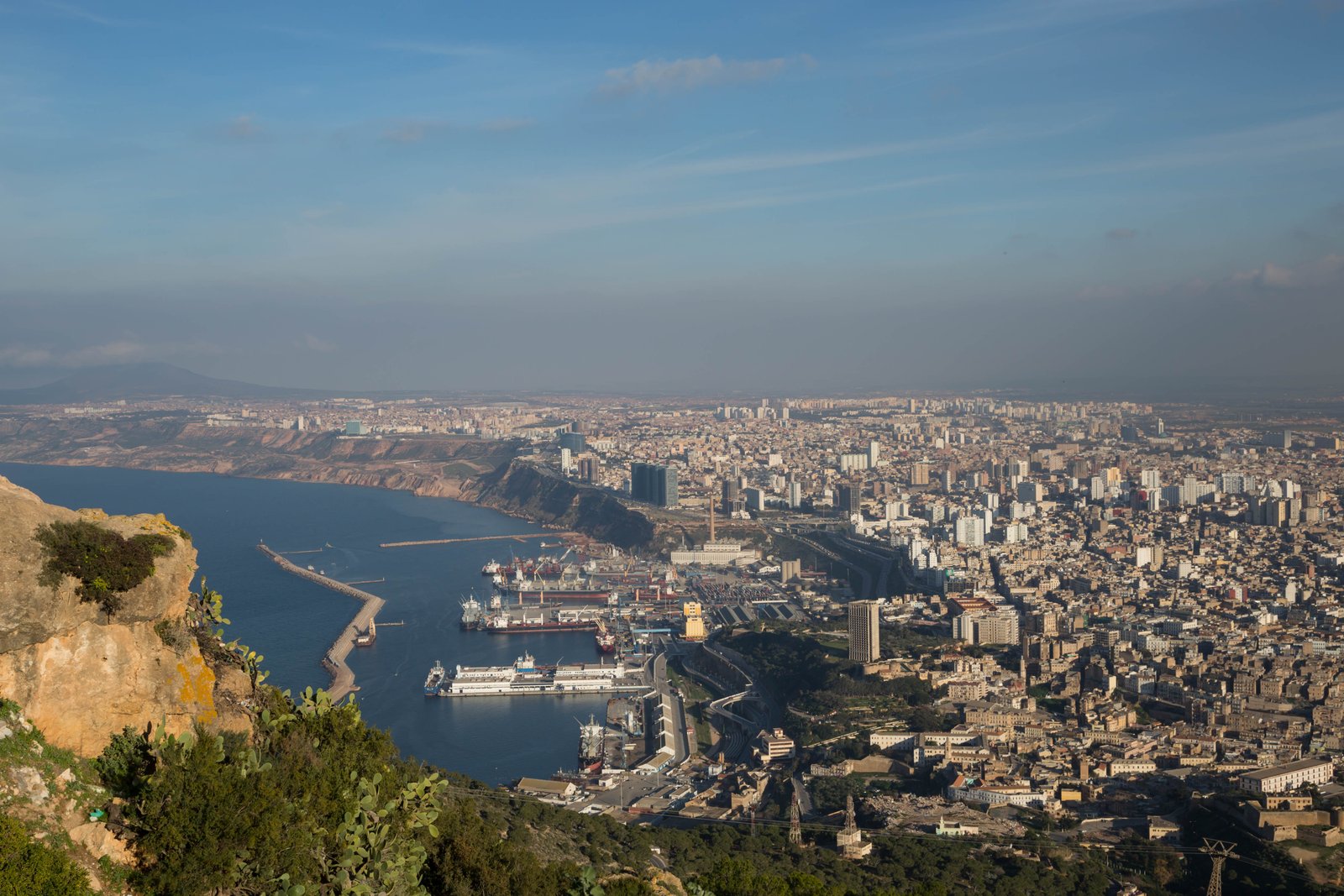 https://overlandtraveltips.com/wp-content/uploads/2026/08/Oran_-_aerial_view.jpg