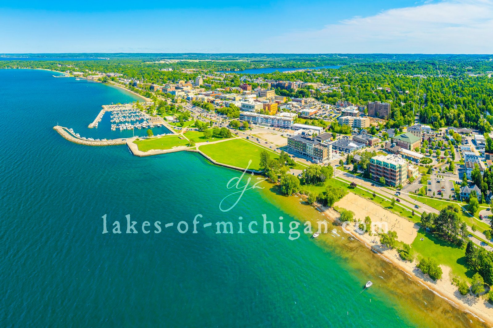 https://overlandtraveltips.com/wp-content/uploads/2026/08/Traverse2BCity2BAerial2BPhoto2Bfrom2BNW2B-2BSummer2B-2B3x22BRatio-Edit20240823-X4.jpg