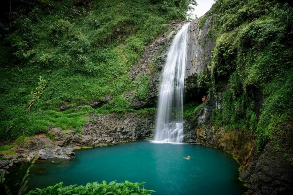 https://overlandtraveltips.com/wp-content/uploads/2026/08/Un-ecrin-deau-en-pleine-nature-C2A9Myles-McGuinness-1024x683.jpg