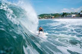 https://www.surfertoday.com/images/stories/surf-city-el-salvador-wave.jpg