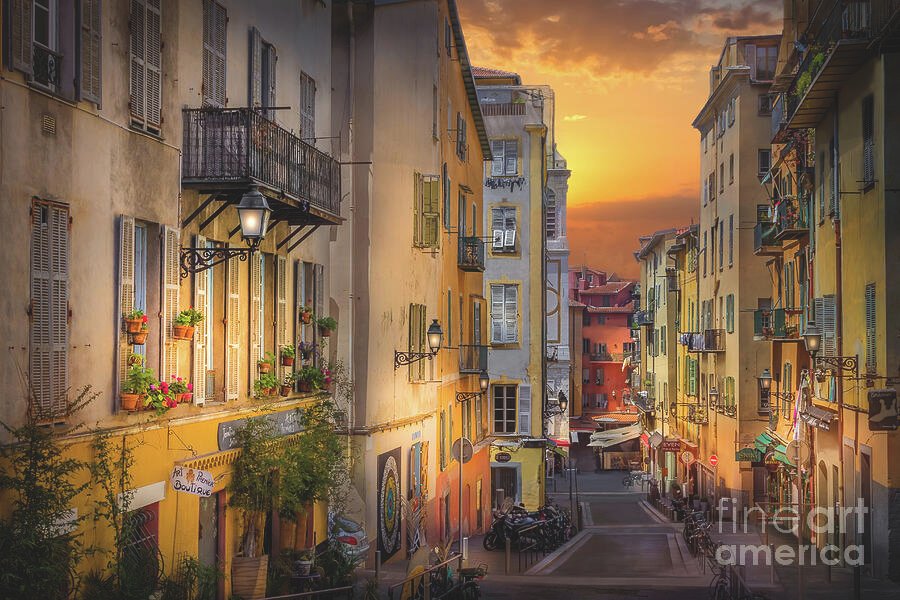 https://overlandtraveltips.com/wp-content/uploads/2026/08/a-pedestrian-street-in-old-town-nice-france-liesl-walsh.jpg