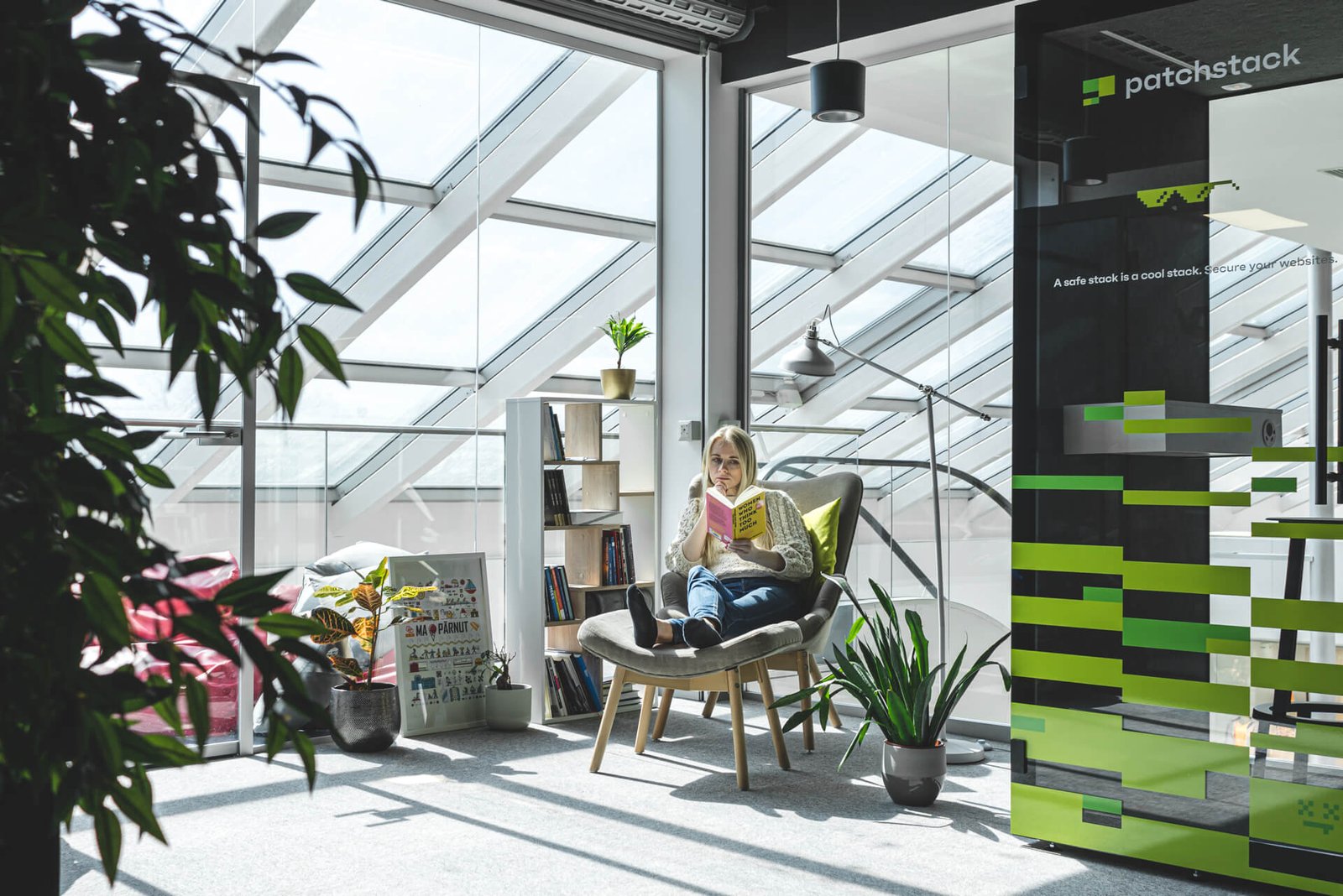 https://overlandtraveltips.com/wp-content/uploads/2026/08/best-coworking-spaces-in-tallinn-and-tartu-en-001-visit-estonia.jpg