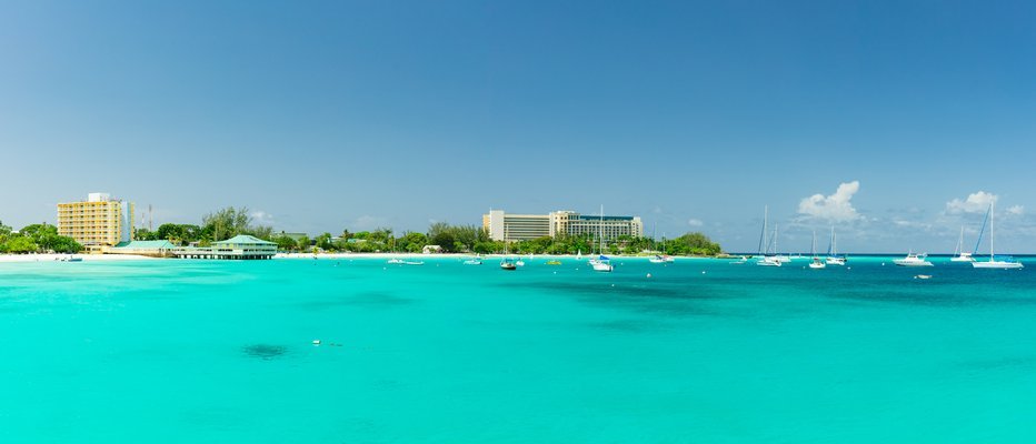https://overlandtraveltips.com/wp-content/uploads/2026/08/carlisle-bay-offshore.jpg