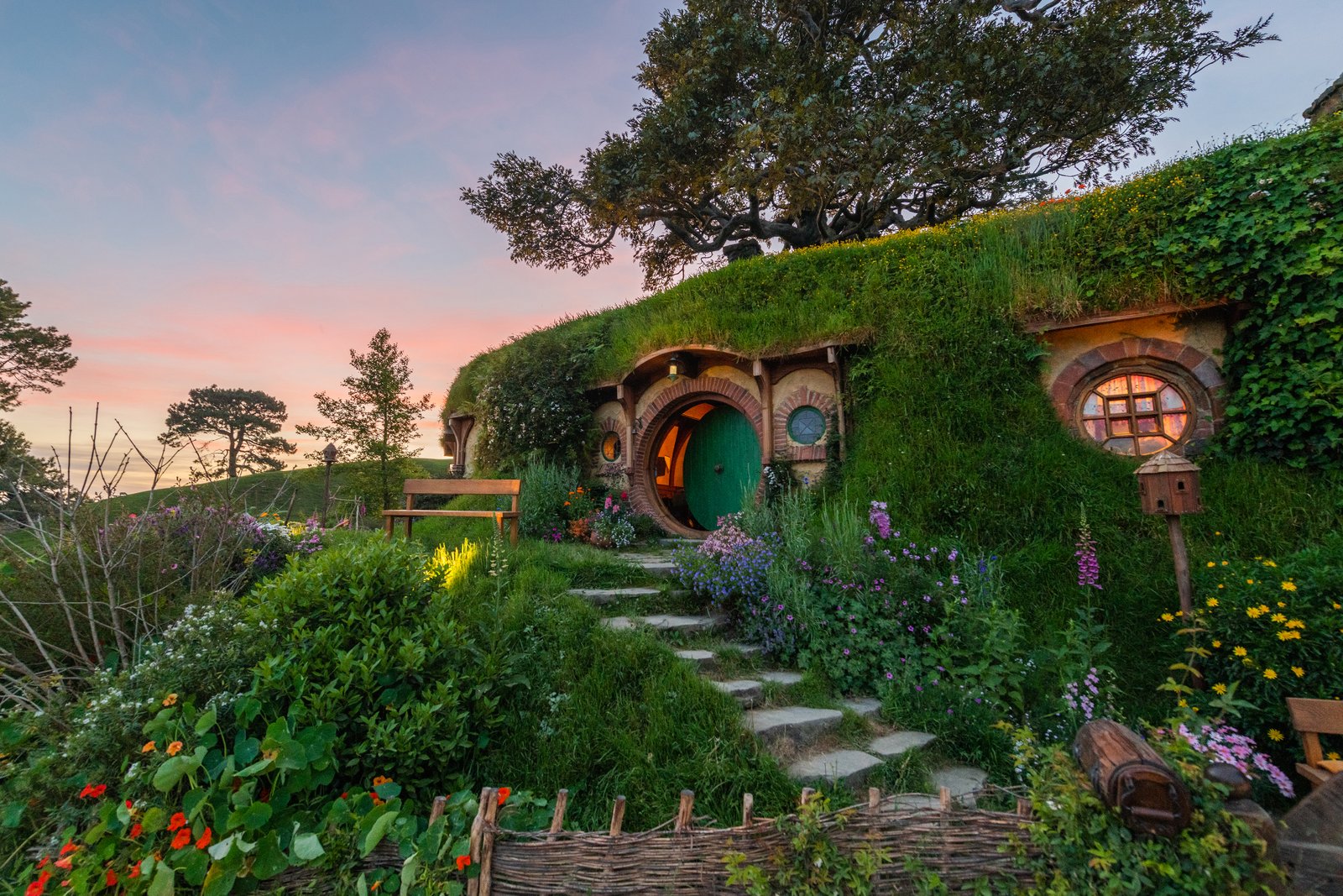 https://overlandtraveltips.com/wp-content/uploads/2026/08/hobbiton_nov-2019-sjp-346-small.jpg