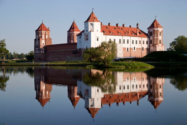 https://overlandtraveltips.com/wp-content/uploads/2026/08/mir-castle-complex01.jpg