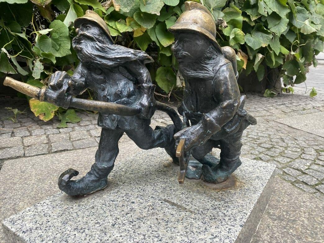 https://images.openai.com/static-rsc-4/rNgkW9J5Gxx1wnMGxk57oet70C5Jhiug94v64_H9rxM-2VuROd3ZZzkxtk7nxPkR4shABAvUE6nqpiGn3zf6JXt_mc62KjM8tQH1tLRlnWebIKwzWavV6A0XycT7K6BxJSx3siVUn2bPi5v8OF7-_cR81NWfY6YQIy_HSm76ixxUKdly8EftclzqyqKYjXSX?purpose=fullsize
