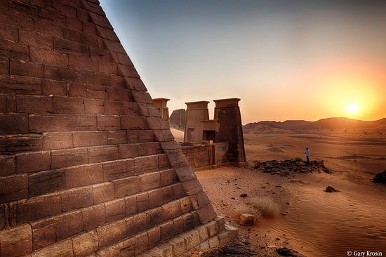 https://overlandtraveltips.com/wp-content/uploads/2026/08/sunrise-at-meroe-pyramids.jpg