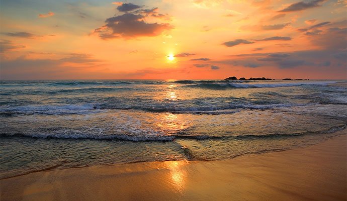 https://overlandtraveltips.com/wp-content/uploads/2026/08/sunset-view-at-coxs-bazar-sea-beach.jpg
