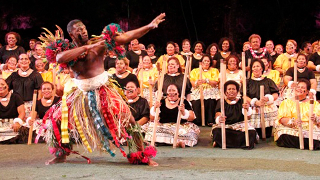 https://overlandtraveltips.com/wp-content/uploads/2026/08/traditional-fijian-meke-dance-01.webp